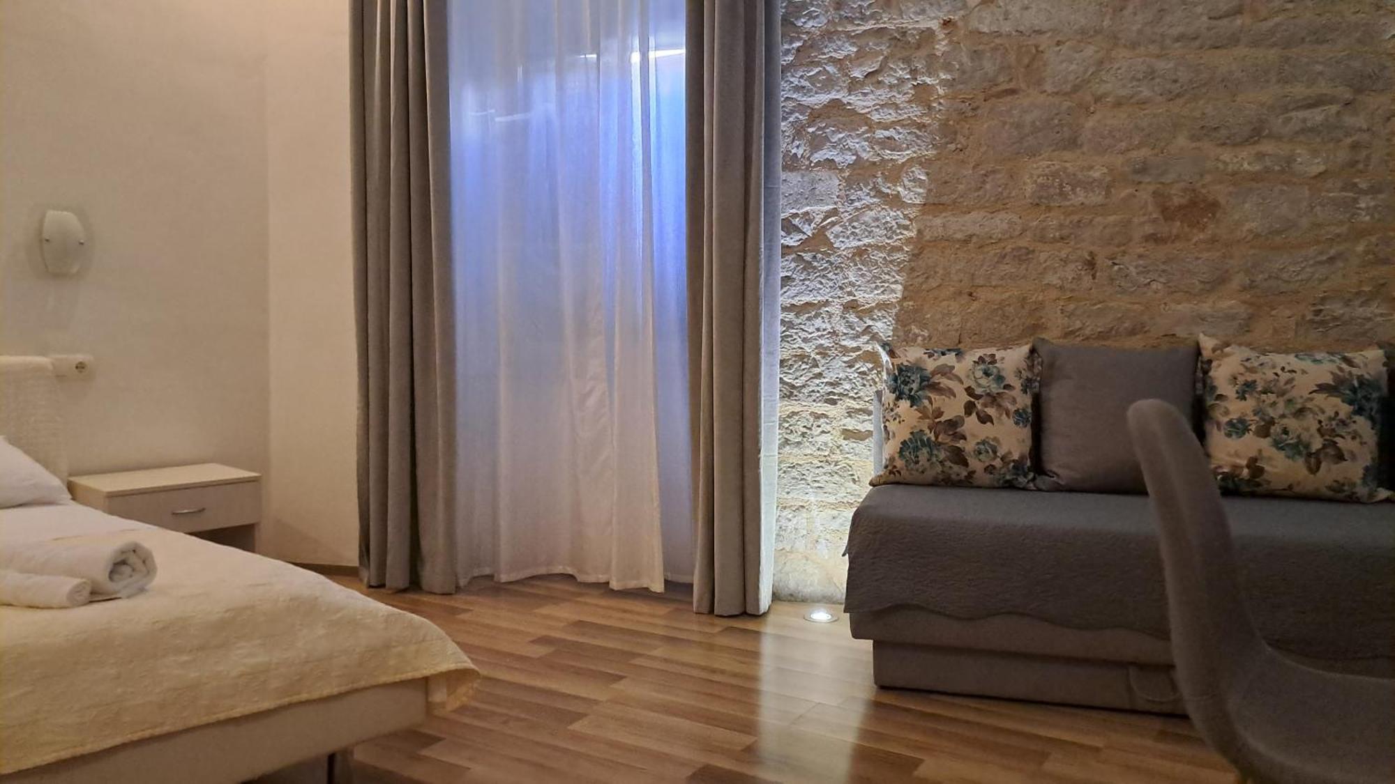 Medulić Palace Rooms & Apartments Šibenik Exterior foto