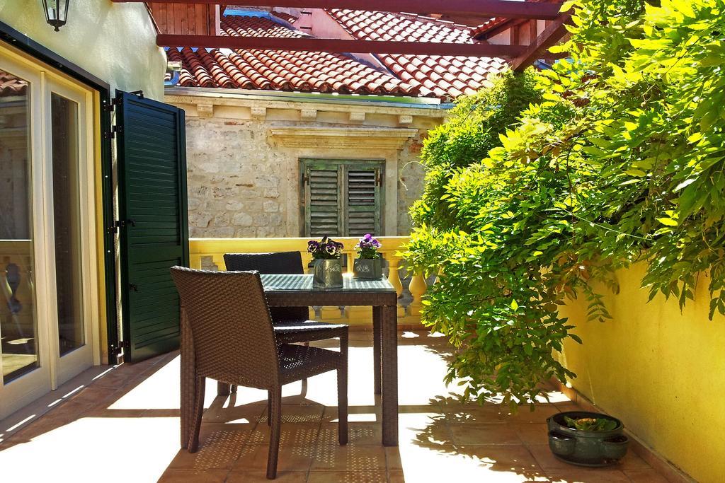 Medulić Palace Rooms & Apartments Šibenik Exterior foto