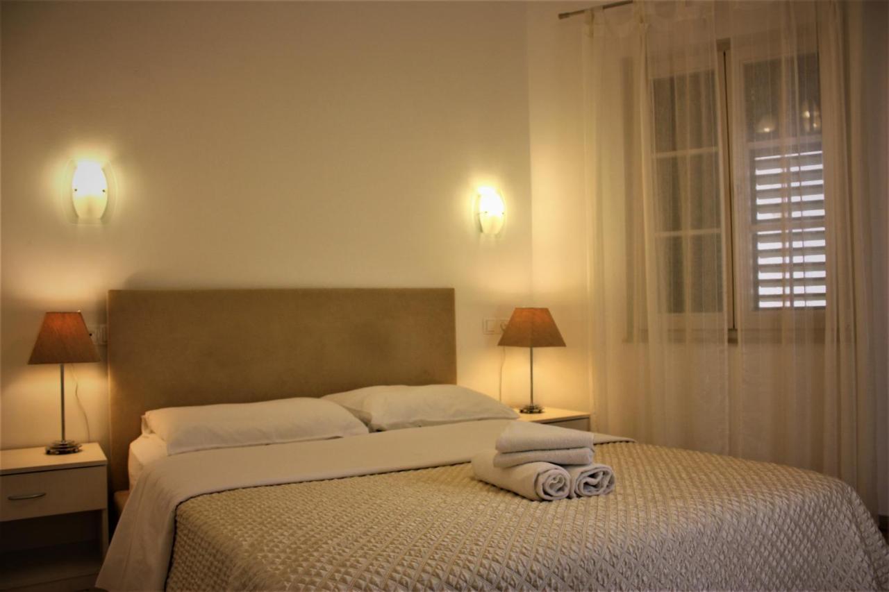 Medulić Palace Rooms & Apartments Šibenik Exterior foto